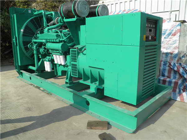 苍溪发电车出租-柴油发电机组在使用的过程中应该做好哪些防护工作