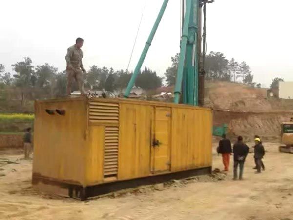 苍溪如何判断水冷式机油散热器密封件是否需要更换？
